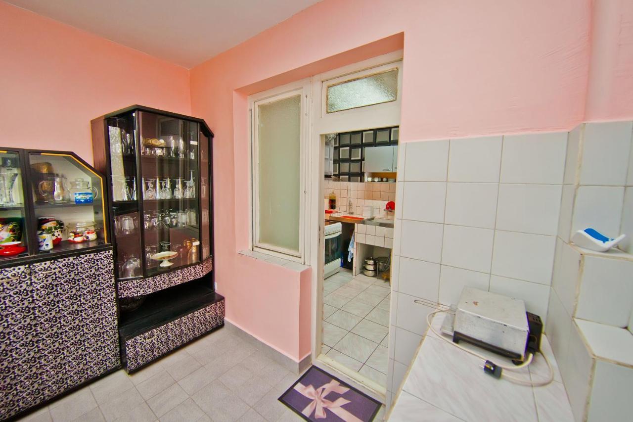 Perla 2-Bdrm In The Heart Of The City Varna Extérieur photo