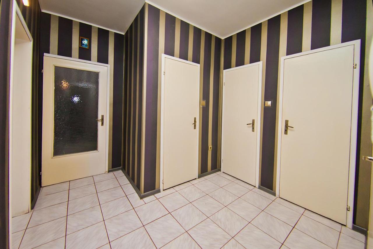 Perla 2-Bdrm In The Heart Of The City Varna Extérieur photo