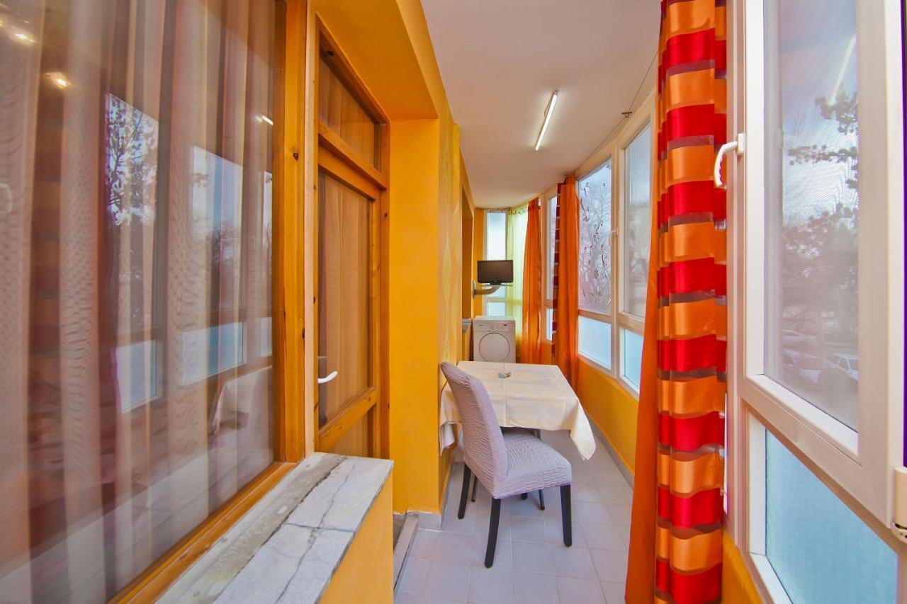 Perla 2-Bdrm In The Heart Of The City Varna Extérieur photo